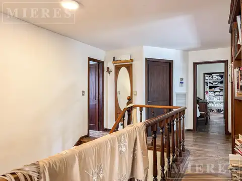 Excelente casa en venta ubicada en La Horqueta, Las Lomas de San Isidro.