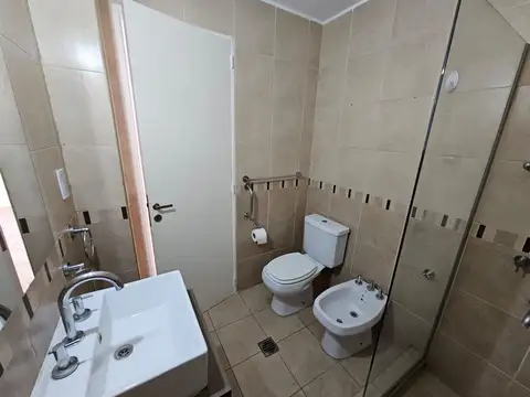 Departamento en Alquiler con 1 cocheras