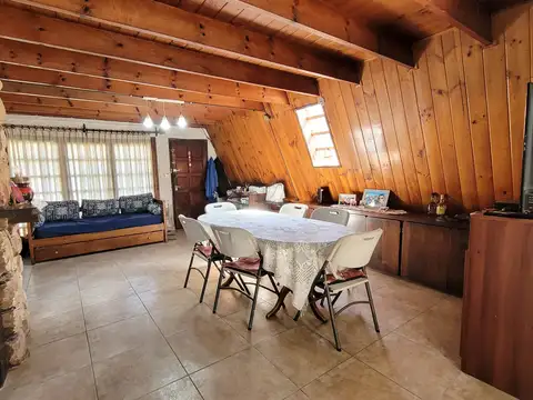 Casa 4 ambientes con 3 baños