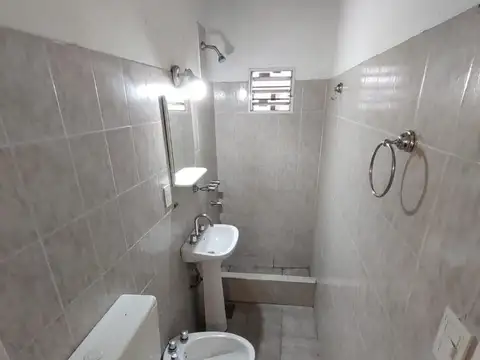 Departamento en Alquiler en Lanus Oeste, $ 350.000