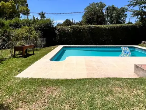 Casa en Venta con 1 cochera