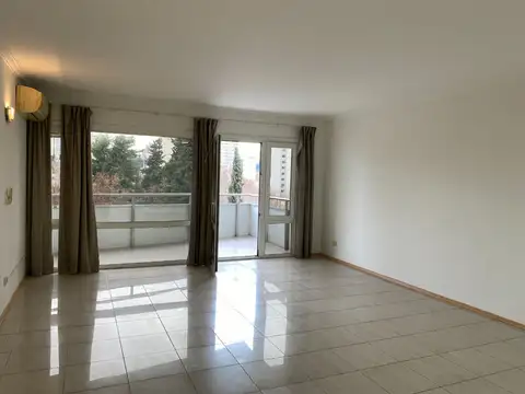 Departamento en Alquiler de 5 ambientes