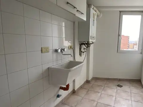 Departamento 5 ambientes con 2 baños