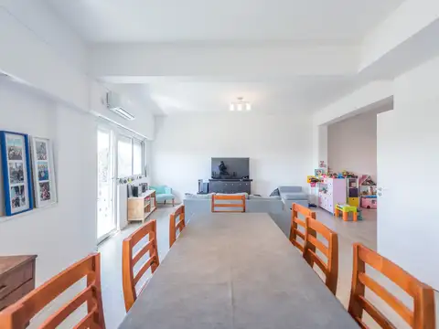 Departamento 4 ambientes con 3 baños