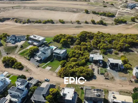 Lote en venta barrio Golf 329