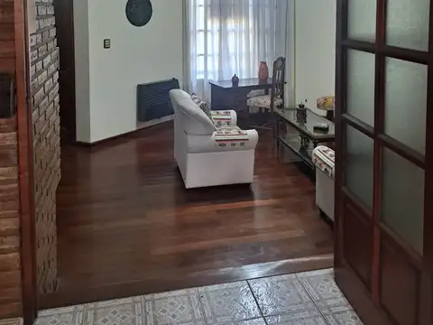 Casa en Venta en Lomas de San Martín, USD 169.000