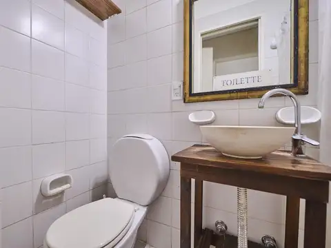 Casa en Venta con 4 cocheras