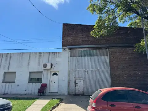 CASA EN VENTA EN JUNIN CON GALPON