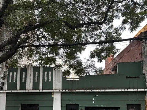 Terreno en Venta 8  mts Fondo