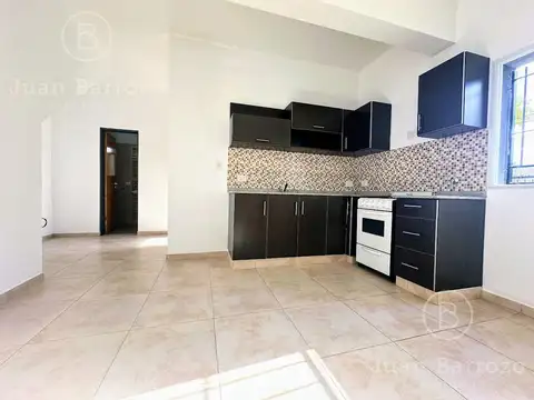 Venta Departamento de 2 ambientes en Banfield Este.