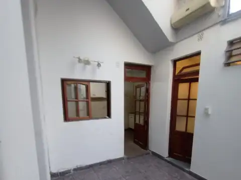 Depto Tipo Casa en Venta en Monte Castro, USD 119.500