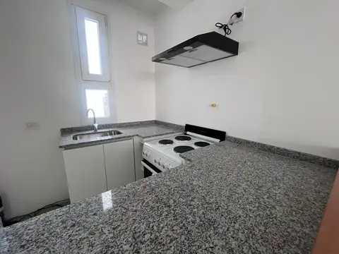 Departamento en Alquiler en Microcentro, $ 450.000