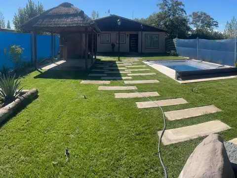 VENTA DE CASA EN CARRIZAL 4 DORMITORIOS