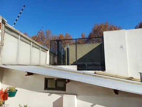 Depto Tipo Casa en Venta en Pompeya, USD 65.000