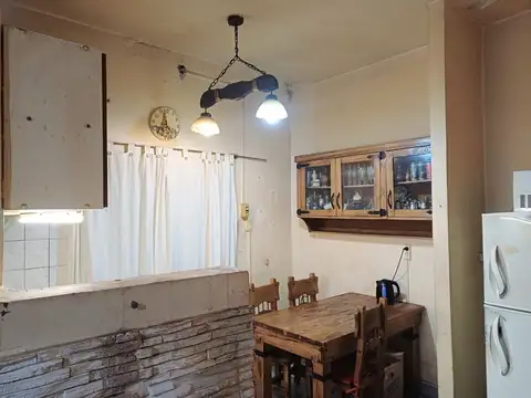 Venta PH 2 ambientes en  Pompeya con Terraza