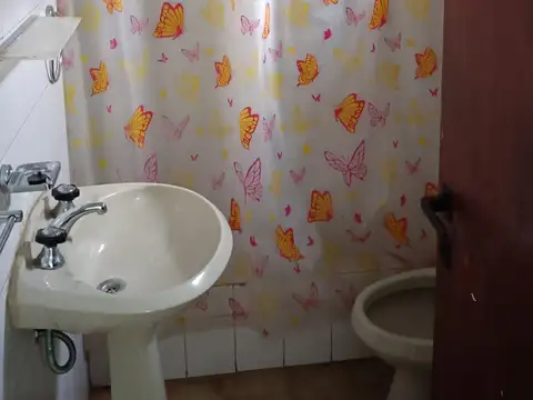 Depto Tipo Casa en Alquiler de Monoambiente