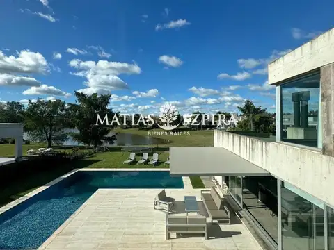 Casa en Venta de 5 dormitorios