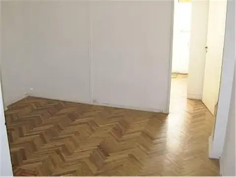 Gral Juan Jose Viamonte 1300, Piso 5