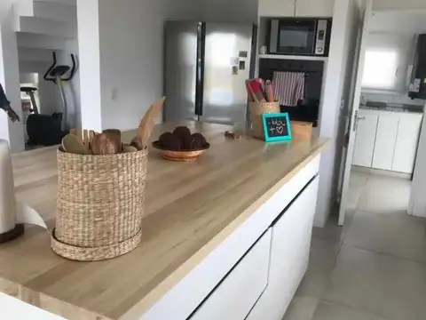 Casa  en Venta en Puertos, Escobar, G.B.A. Zona Norte