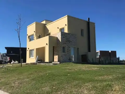 Casa en Venta en Puertos, USD 290.000