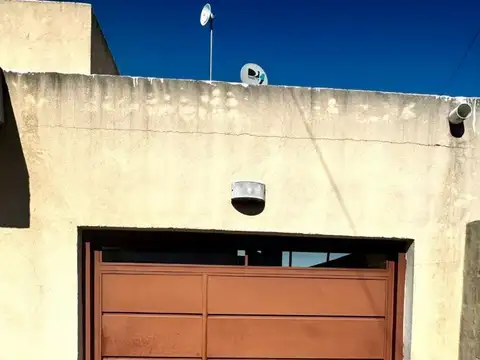 Casa Moderna En Barrio Parque Matheu