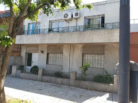 Campana 5600, Piso PB