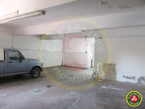 Galpon en Venta 27  mts Fondo