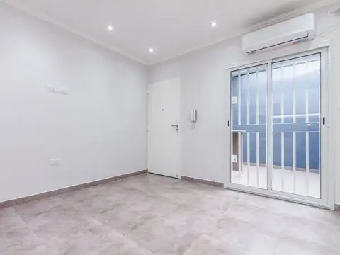HERMOSO DPTO 2 AMB CON PATIO A ESTRENAR 1ER PISO