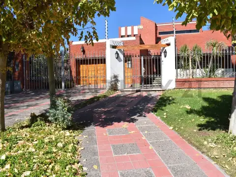 Cruz videla 100, Piso 0