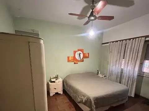 Depto Tipo Casa en Venta 70 años