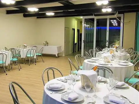 Local en Alquiler en Villa Real, $ 230.000