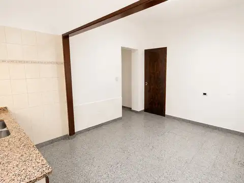 Depto Tipo Casa en Alquiler en Villa Urquiza, USD 873