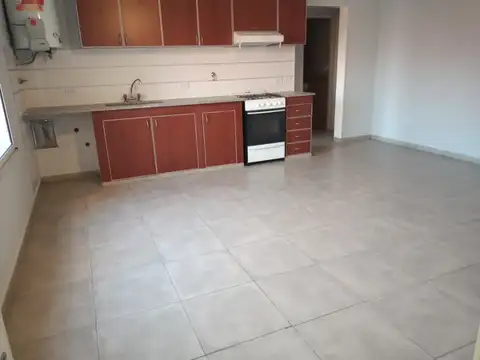 Departamento en Alquiler con 1 cocheras