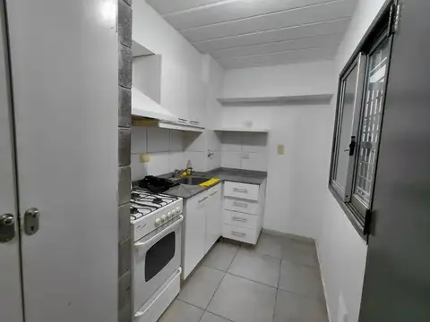 Depto Tipo Casa en Alquiler de 1 dormitorio