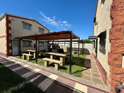 VENTA COMPLEJO 8 DEPTOS SAN ANTONIO DE ARREDONDO