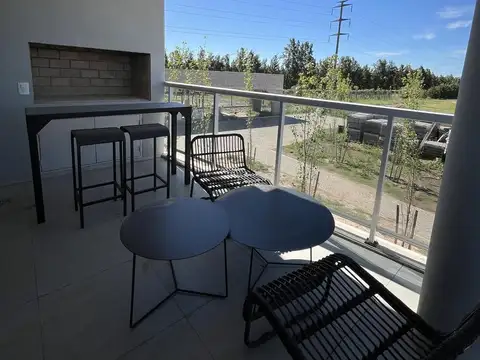 Departamento 4 ambientes con 2 baños