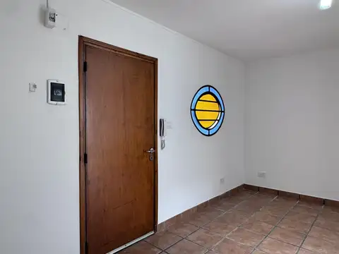 Depto Tipo Casa en Alquiler de 2 dormitorios