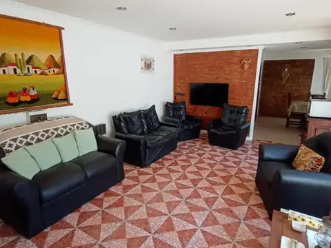 Depto Tipo Casa en Venta de 3 ambientes