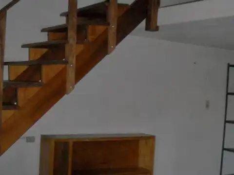 Depto Tipo Casa en Venta 50 años