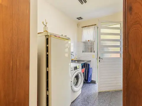 Depto Tipo Casa en Venta con 1 cocheras