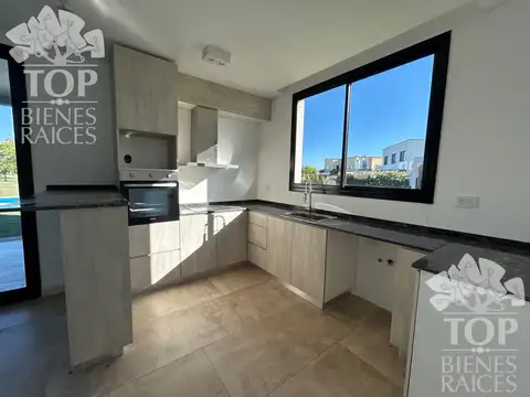 Casa en El Canton - Golf