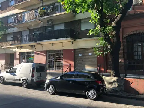 Local en Alquiler en Boca, $ 800.000