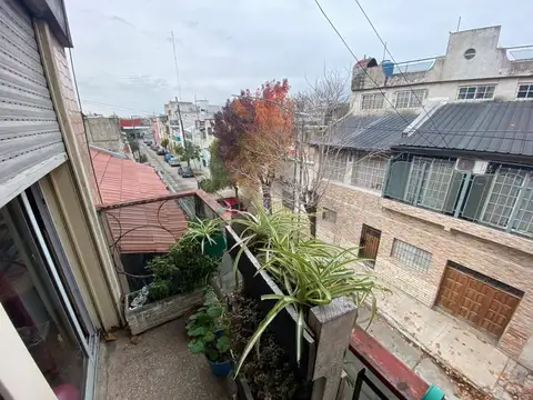 Depto Tipo Casa 3 ambientes con 1 baño