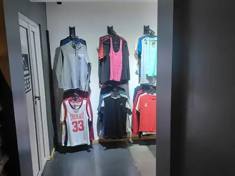 Oficina en Alquiler con 10 cocheras