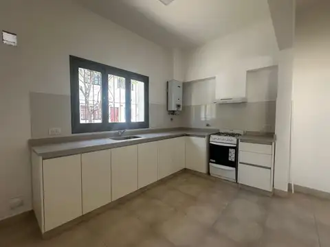 Departamento en Alquiler en Zona Centro, $ 850.000