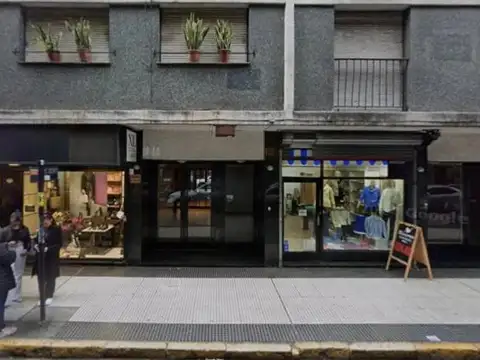 Local en Alquiler 50 años