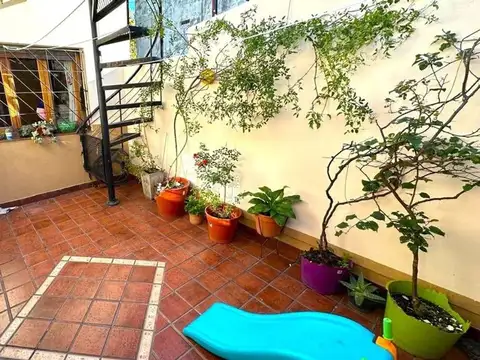 Venta PH 5 amb Patio Tza Quincho Parque Avellaneda