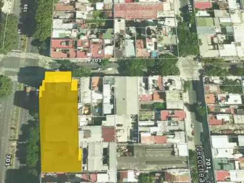 Avenida Almirante Brown 700
