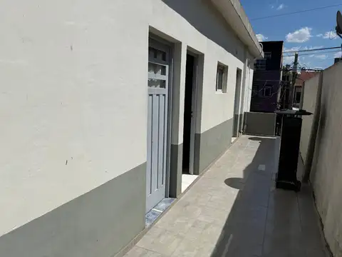 Departamento en Alquiler en Loma Hermosa, $ 320.000