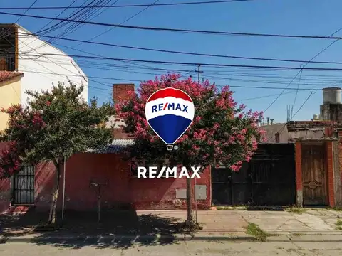 CASA  6 DORM VENTA ZONA MACROCENTRO NORTE